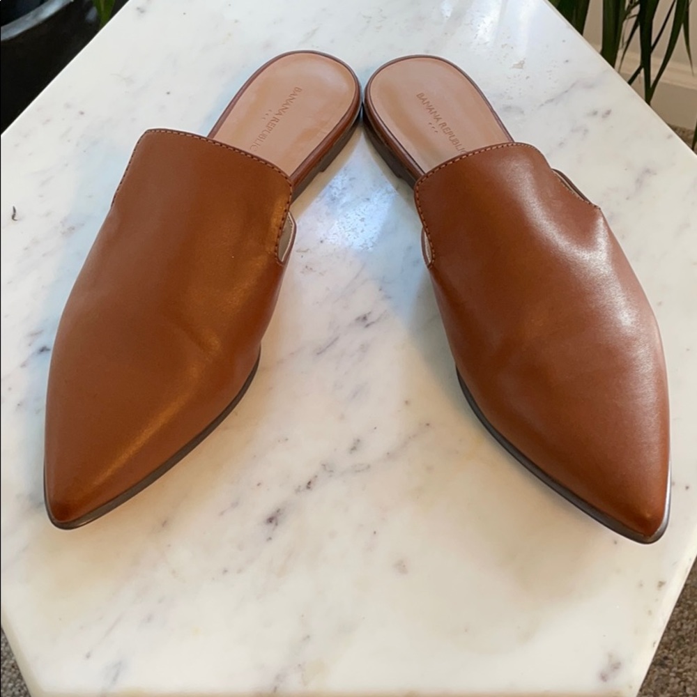Banana Republic Mules - Cognac color NWOT